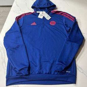 FC Bayern Munich Football / Soccer Adidas Men’s Hooded Sweatshirt (Medium)